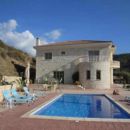 Villa Melyia Kato Pyrgos Exteriör bild